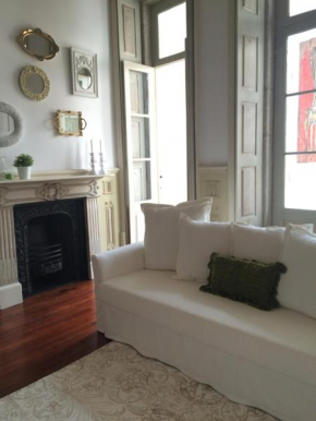 Гостиница GET a unique and luxury flat  Atiães